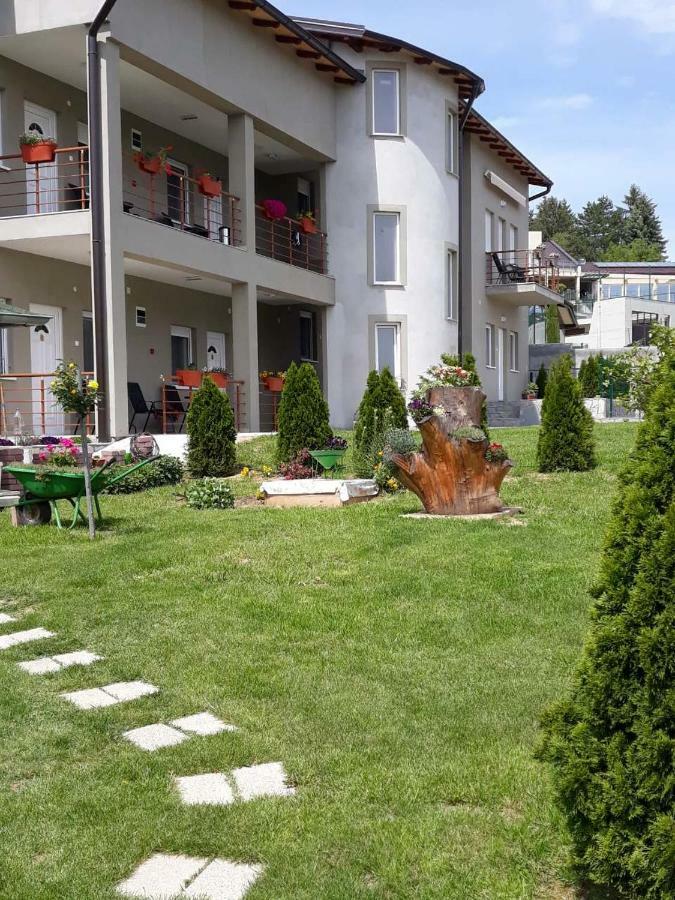 Simica Cose Διαμέρισμα Vrdnik Εξωτερικό φωτογραφία
